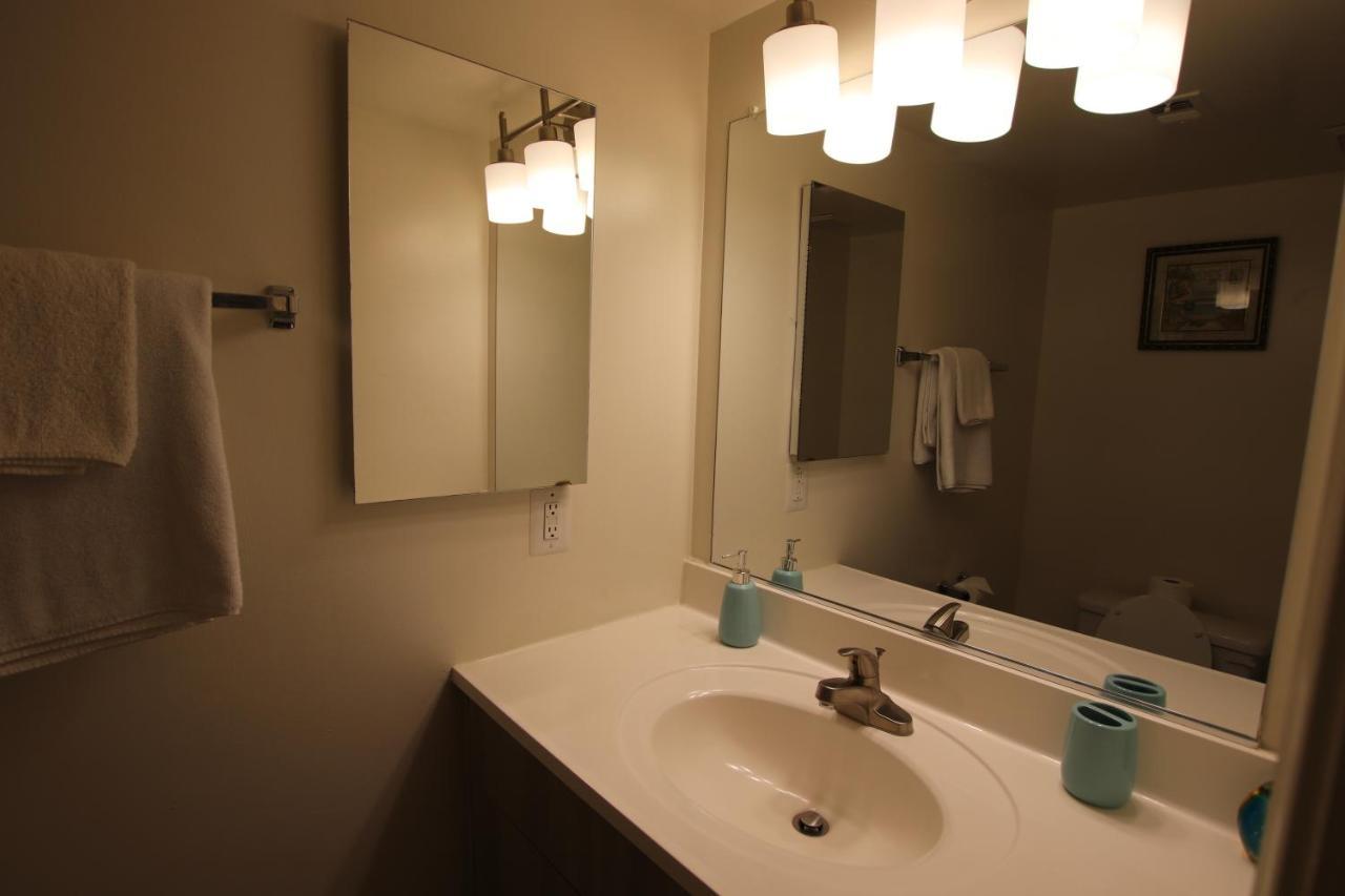 Luxury Villa And Apartments Fairfax Exterior photo